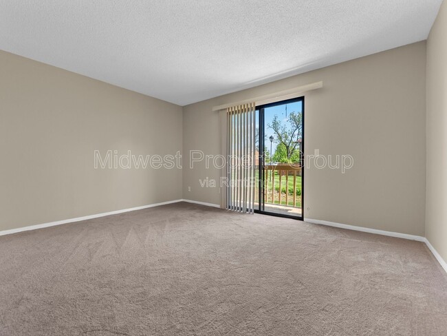 Building Photo - 78 Lemans Ct