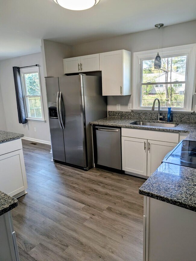 Foto del edificio - POCAHONTAS VILLAGE