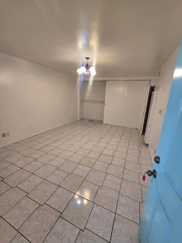 Photo - 701 S Oxford Ave Apartment