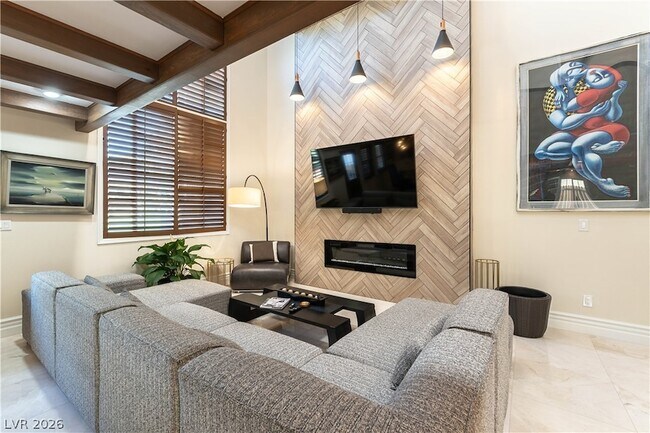 Foto del edificio - 2845 Queens Courtyard Dr