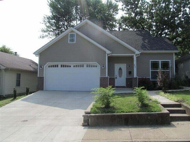 Foto del edificio - 382 Preston Ave