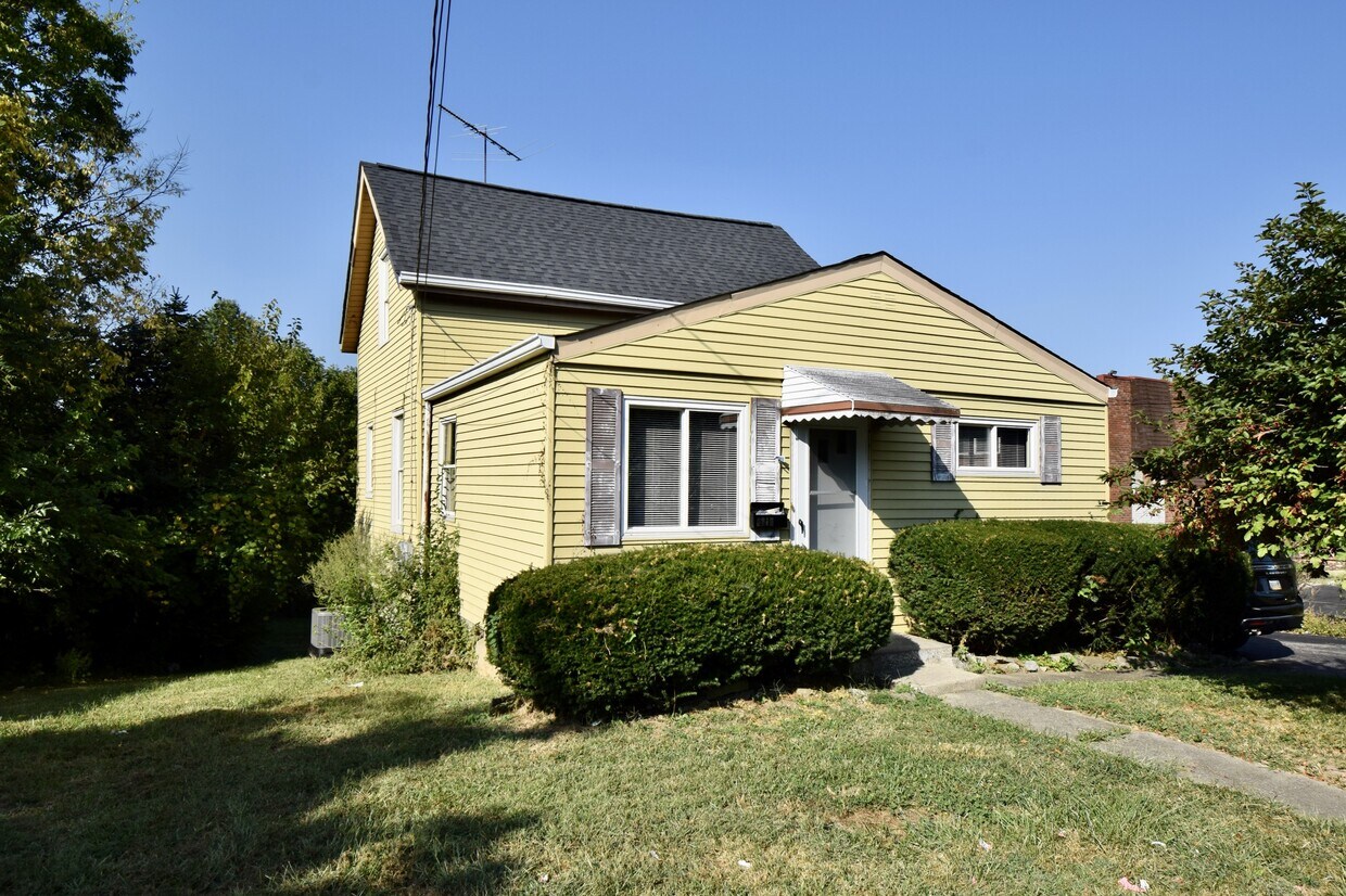 Photo - 3217 Queen City Ave (Cincinnati, OH)