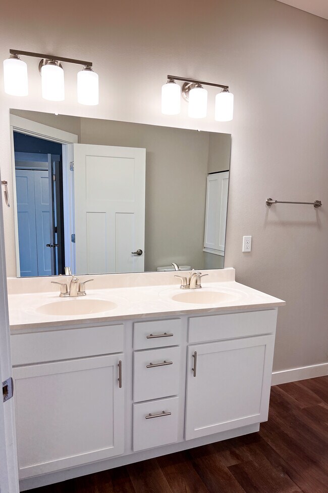 Rose Cottage Villas Townhomes for Rent Cedar Rapids, IA