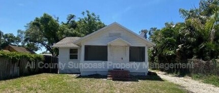 Building Photo - 713 Seneca St