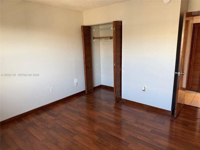 Building Photo - 605 NW 72nd Ave