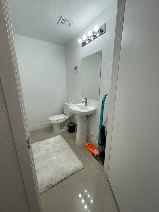 Foto del edificio - 25887 SW 145th Ave