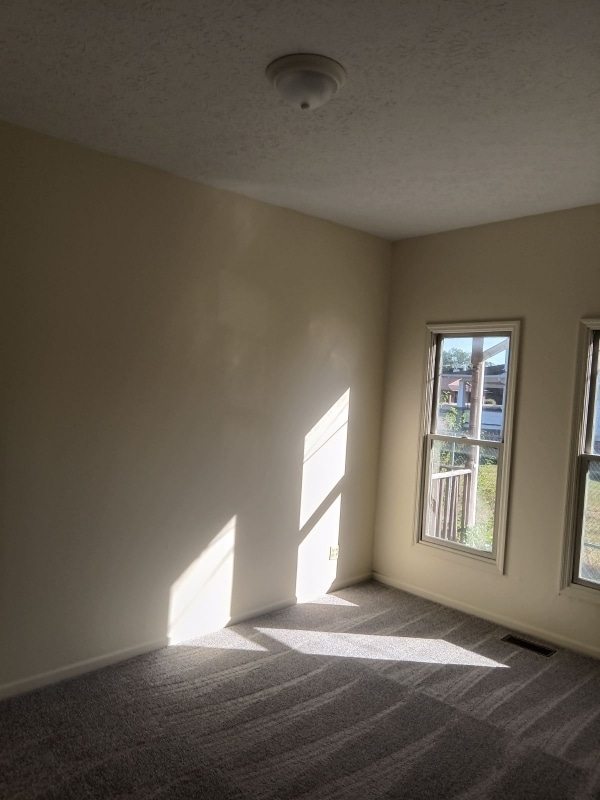 Building Photo - 909 S Limestone St