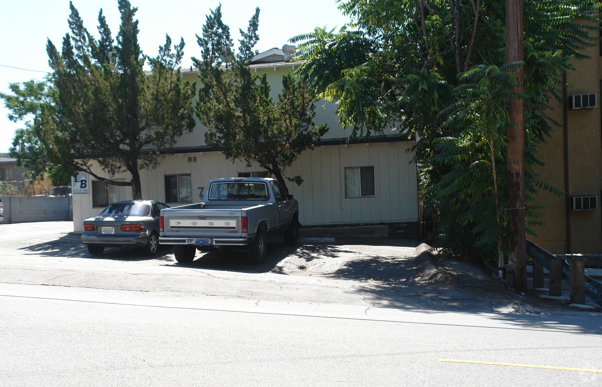 Building Photo - 7450 Apperson St