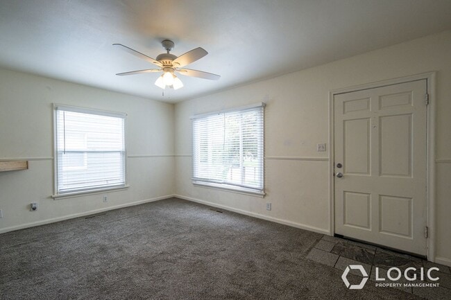 Building Photo - 809 E 50 S