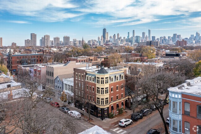 Aerial Photo - 859 W Armitage Ave