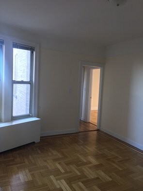 Primary Photo - 250 Clinton Ave