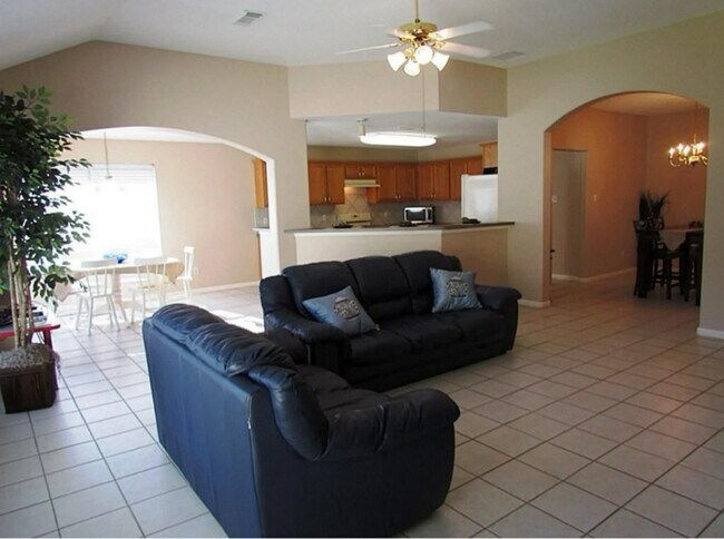 Foto del edificio - 14715 Chapelbrook Ln