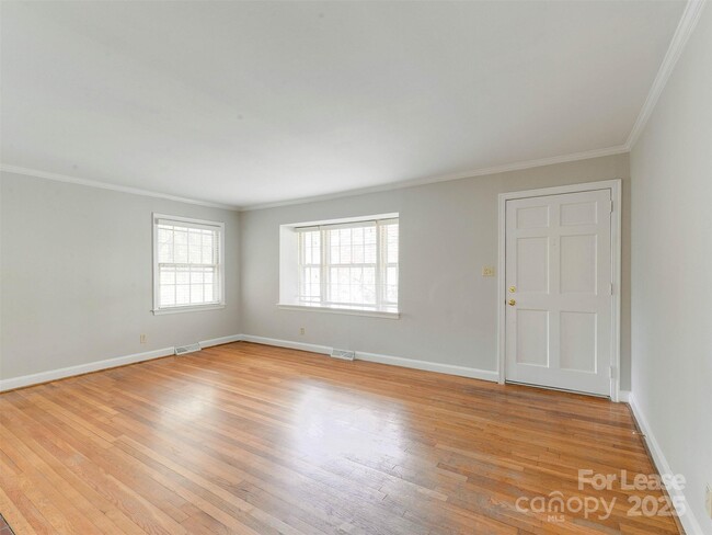 Building Photo - 3630 Moultrie St