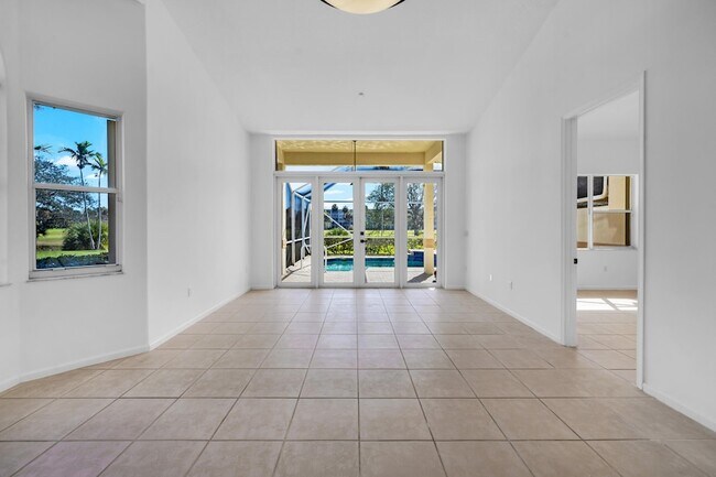 Foto del edificio - 608 W Palm Aire Dr