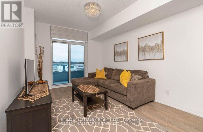 Photo du bâtiment - 591-591 Sheppard Ave E