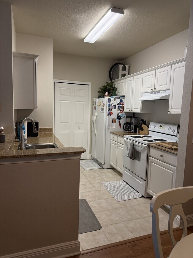 Foto del edificio - 1300 Eastern Pecan Pl