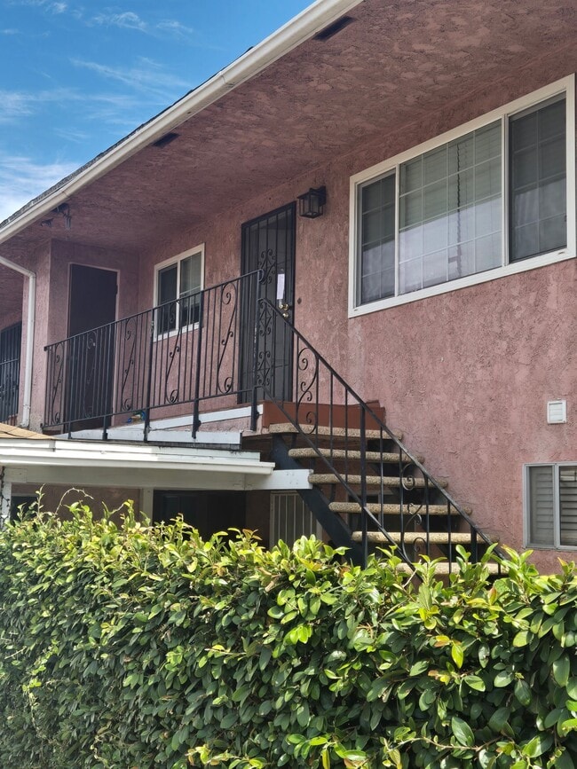 Photo - 4350 W 171st St House