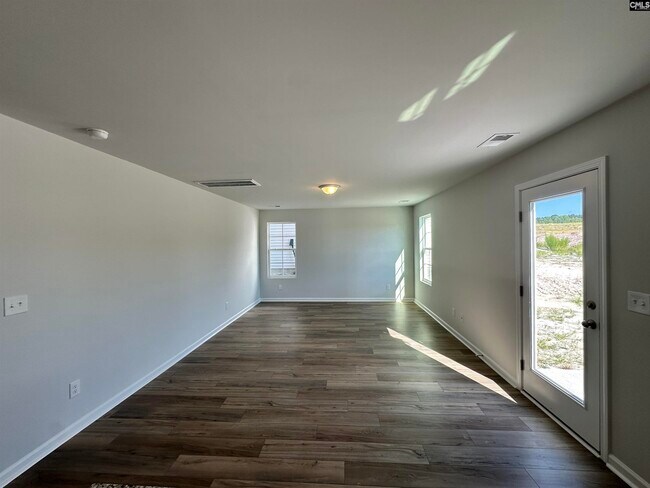 Foto del edificio - 338 Hardwick Dr