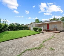 Building Photo - 6617 S Lincoln Dr