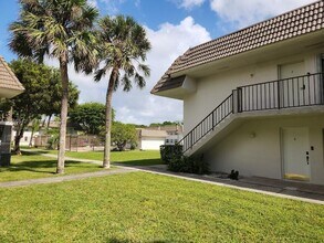 Building Photo - 7071 SW 129th Ave
