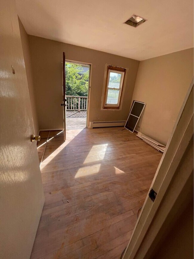 Will have new floors new paint - 1505 Steensland Dr