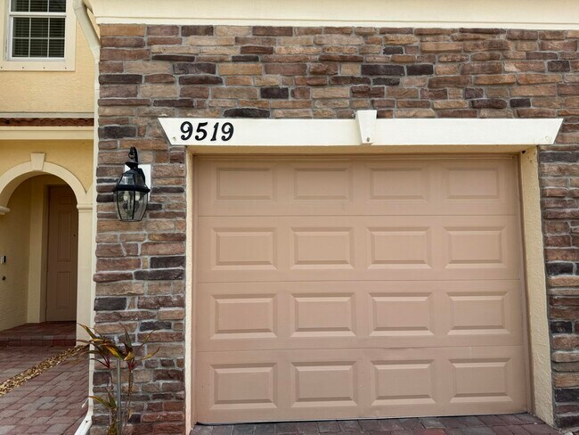 Foto del edificio - 9519 SW Merlin Ct
