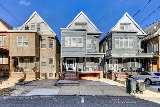 Foto del edificio - 28 Wegman Pkwy