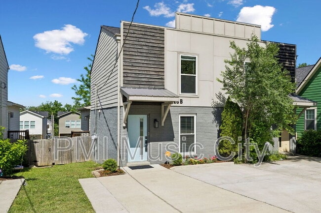 Building Photo - 2126B Burns St
