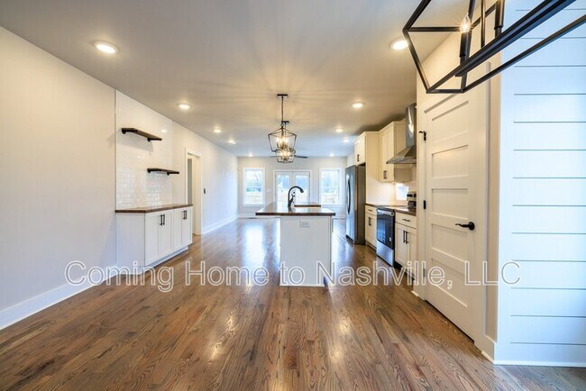 Foto del edificio - 1833 10th Ave N