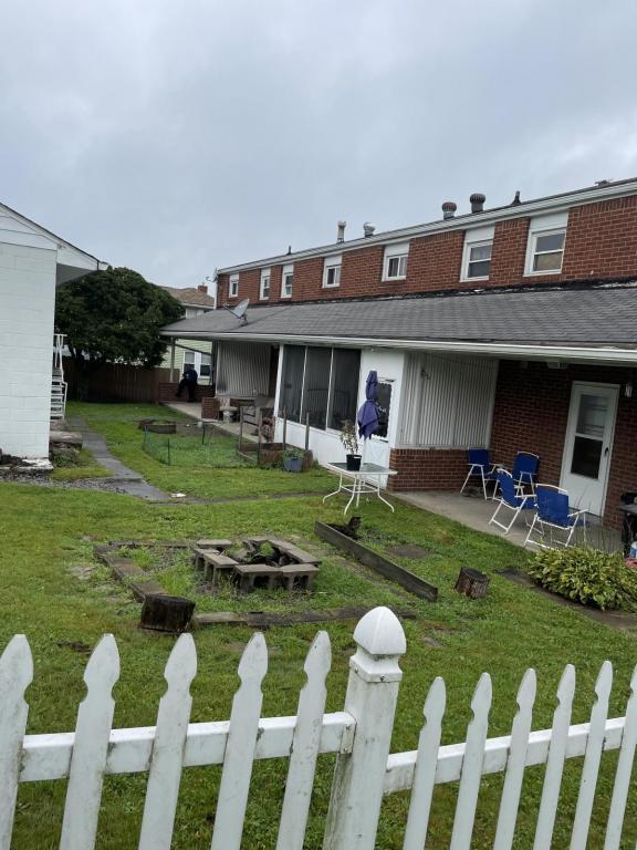 Photo - 1017 Lilac St House