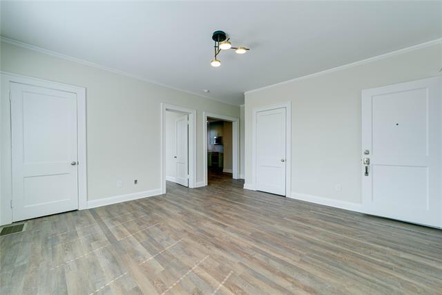 Building Photo - 715 S Jennings Ave