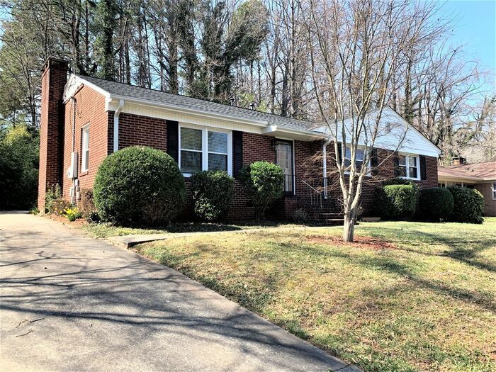 Primary Photo - 807 Plummer Dr