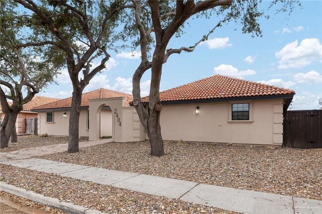 Foto del edificio - 13 Shasta Ave