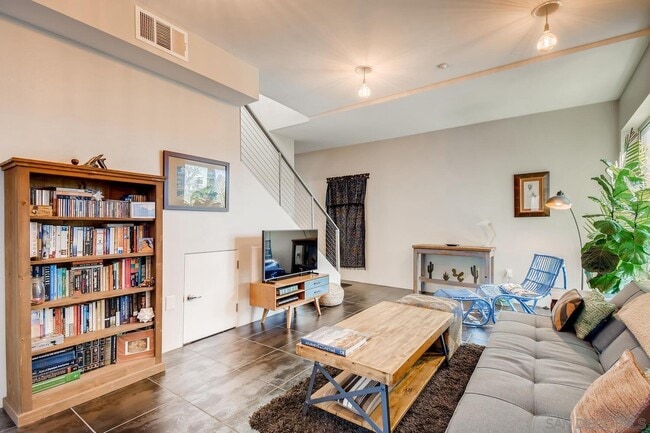 Foto del edificio - 991 Sigsbee St