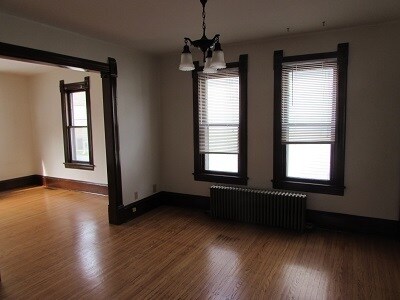 Foto del edificio - 524 8th Ave NE