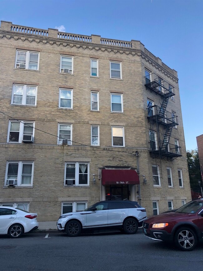 Building Photo - 18 74th St
