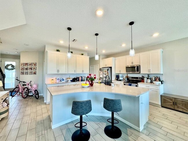 Foto del edificio - 11281 Beach Walk Wy NE