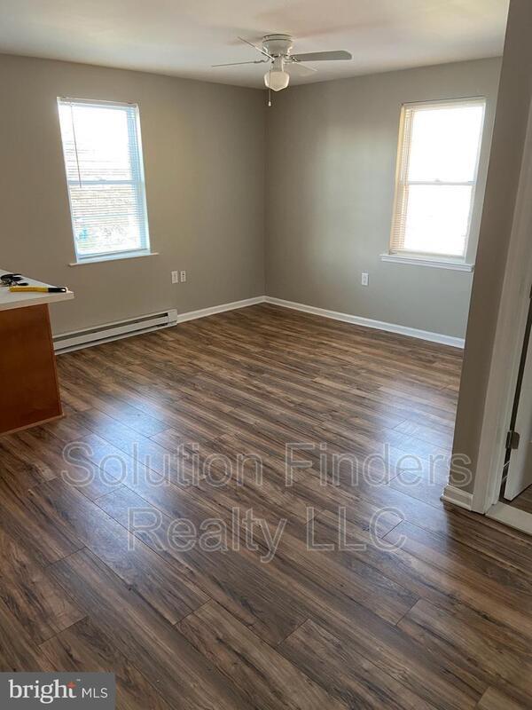 Building Photo - 2956 Yorkway