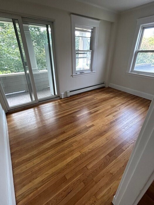 Foto principal - 11 Granite St