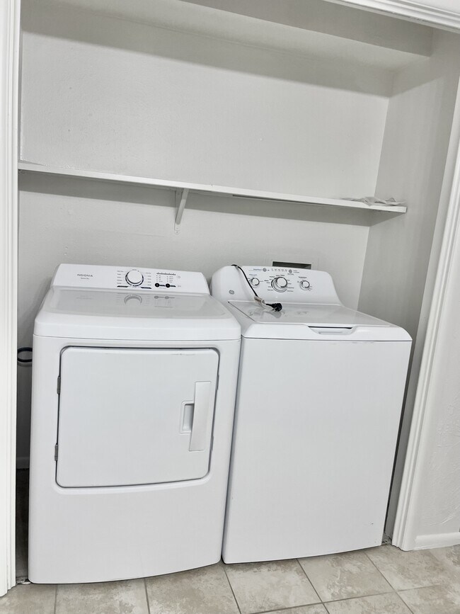 Building Photo - 12323 Cedar Springs Ln