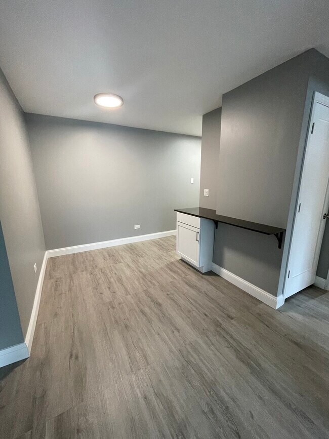 Foto del edificio - 515 W Wrightwood Ave