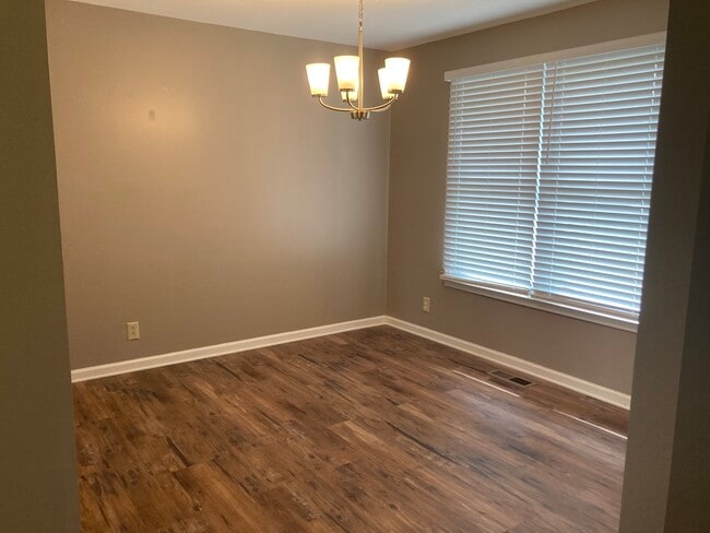 Building Photo - 1238 Marla Dr