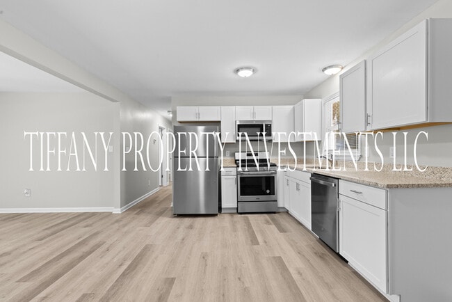 Building Photo - 505 Fleetwood Cir