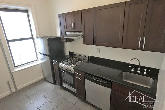 Building Photo - 311 Lincoln Place #7AR