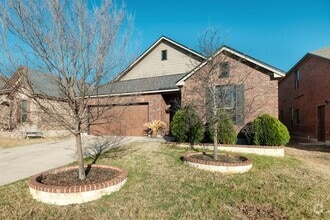 Building Photo - 1244 Yellow Iris Rd