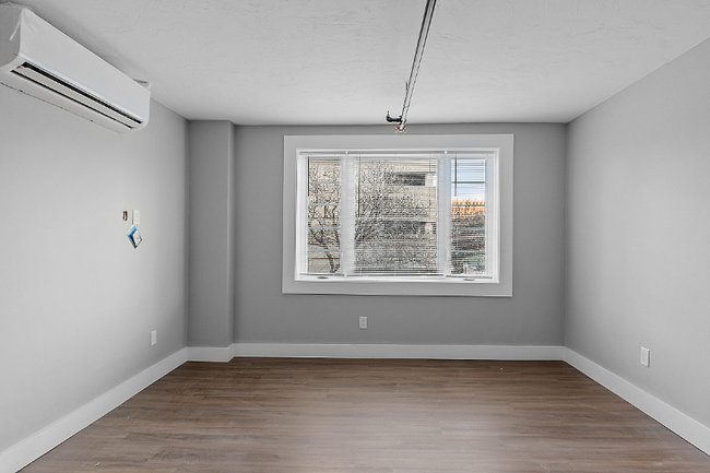 Building Photo - 4347 Clarkwood Pkwy