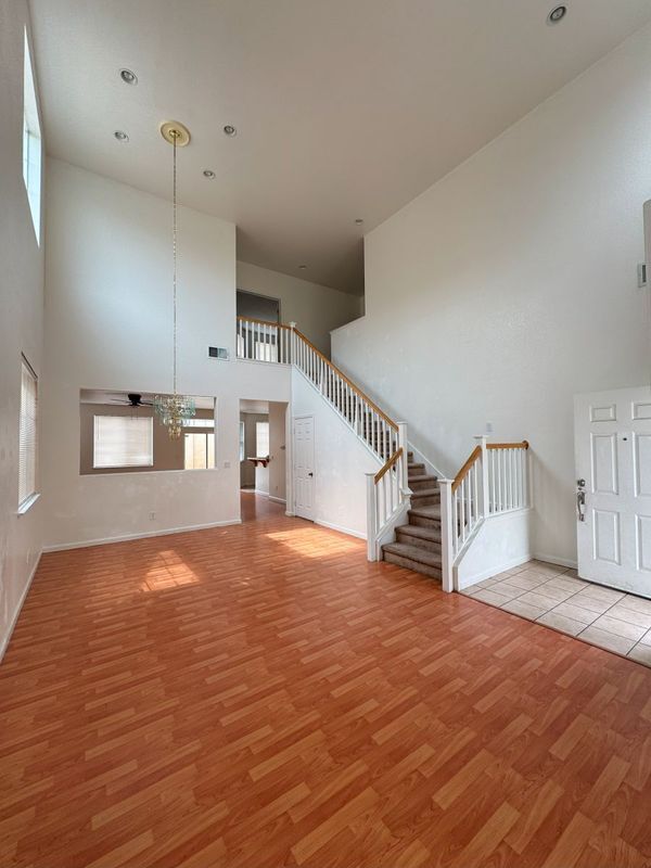 Building Photo - 645 Rockspray Cir