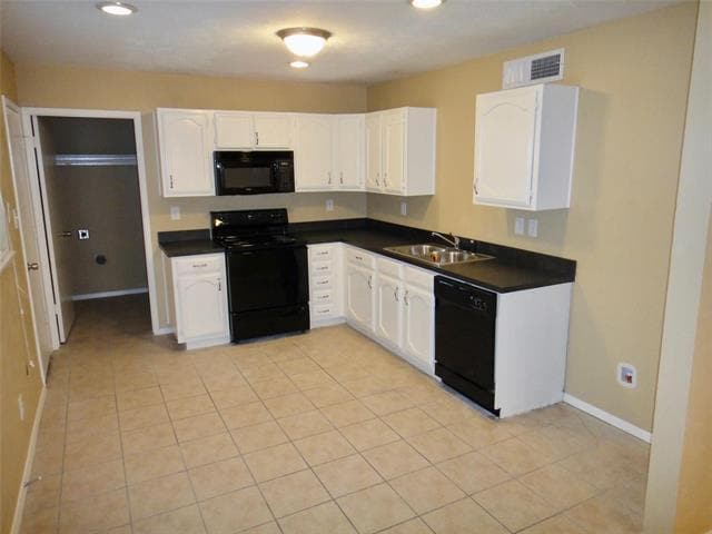 Building Photo - 512 White Oak St