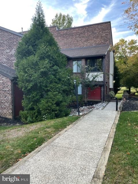 Foto principal - 709 Mountainview Dr