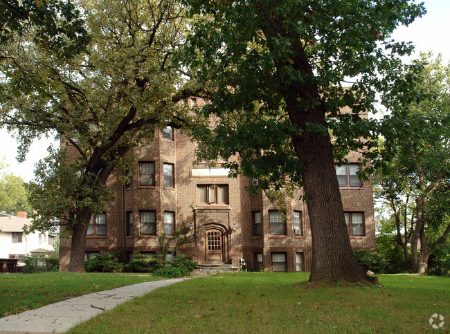 Exterior - Lenox Properties